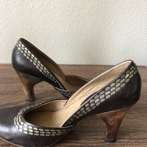 CALLEEN CORDERO BRONZE LEATHER HIGH HEELS SIZE 9